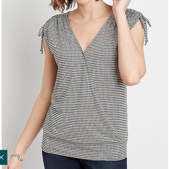 NWOT Maurices Sleeveless top with ties Size 3x - Picture 1 of 3